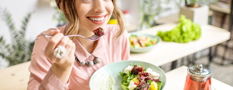 Cosa mangiare per dimagrire senza rinunce: i consigli degli esperti | Metodo InForma